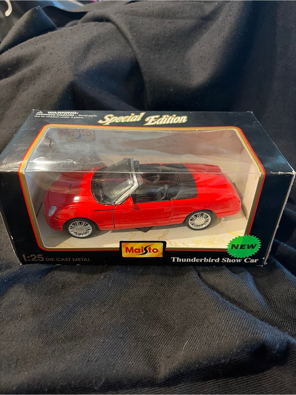 Maisto Special Edition Thunderbird Show Car - Red 1:25 Die Cast Metal